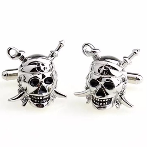 Silver Pirate Skull Cufflinks with Swords - Picture 4 of 16